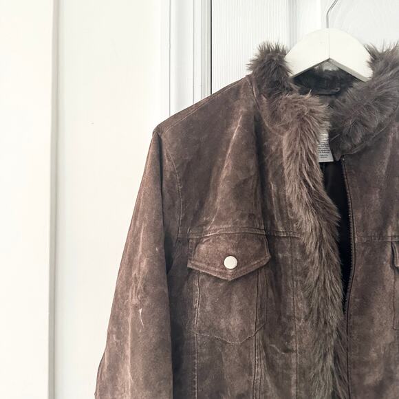 Coldwater Creek Chocolate Brown Suede Fur Trim Zip Trucker Jacket Y2K Vintage L - Picture 2 of 9